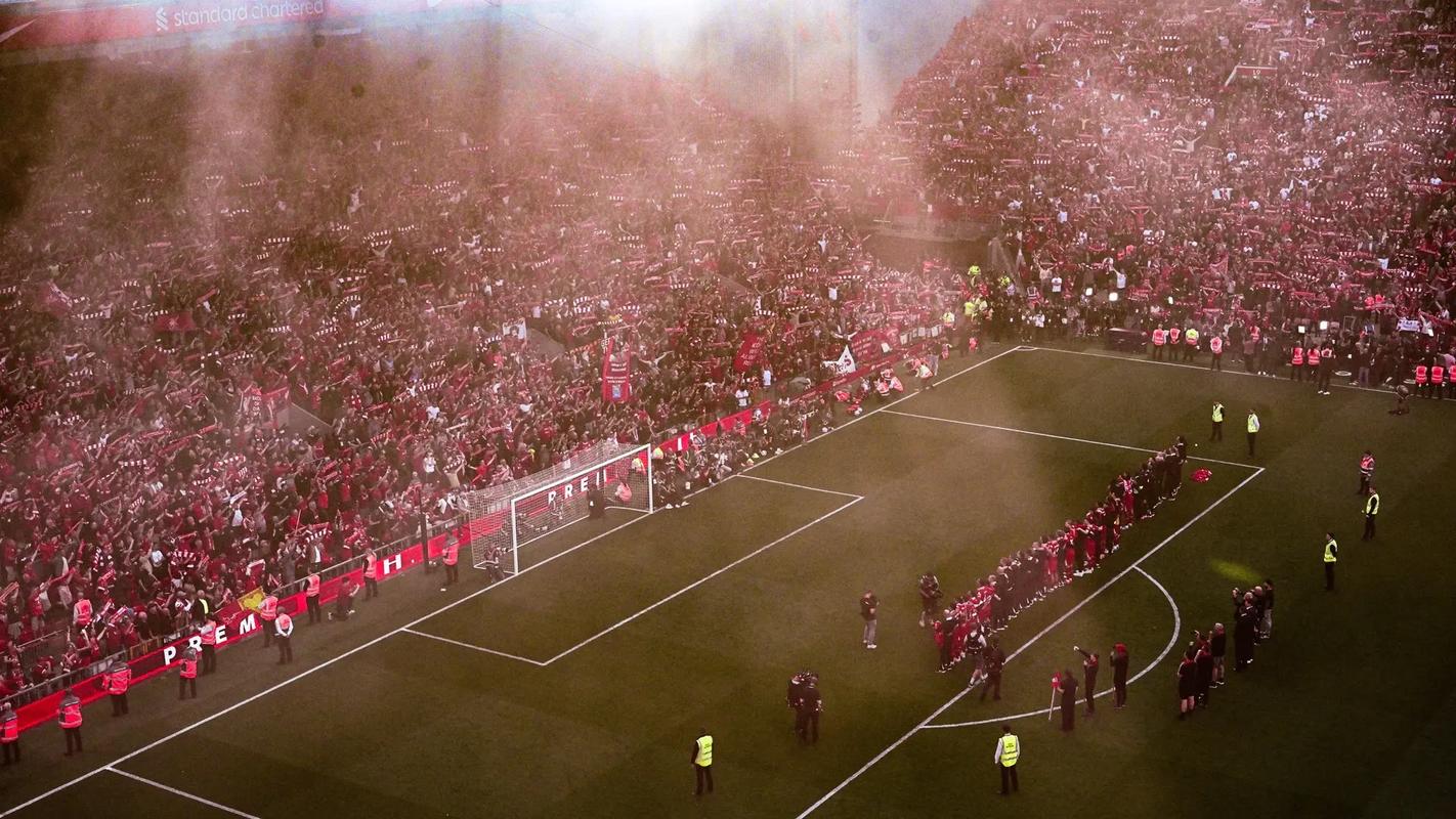 恐怖效率，哈兰德本赛季俱乐部+国家队19场已打入30球（哈兰德效率爆表：本赛季俱乐部与国家队19战斩获30球）