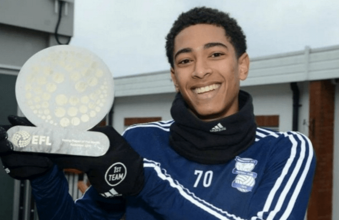 爱尔兰主帅：C罗只是一时冲动；球迷营造了难以置信的氛围（爱尔兰主帅谈C罗：只是一时冲动，盛赞球迷营造震撼氛围）