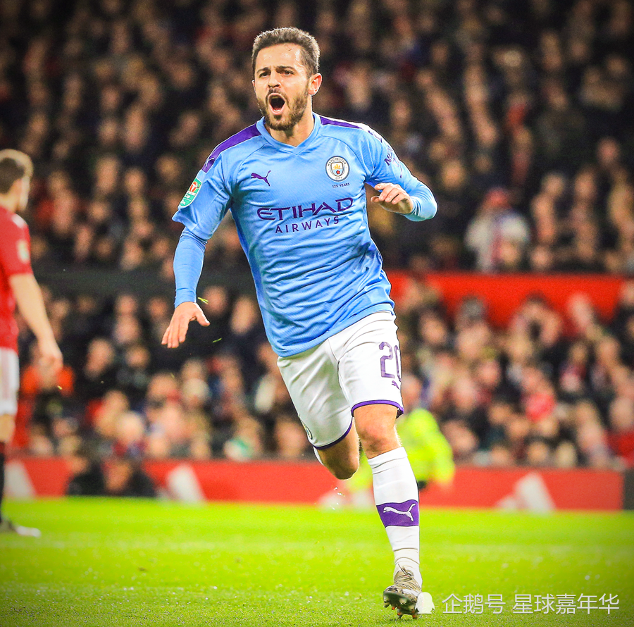 小法谈莫拉塔要求换下：那是一次早就计划好的换人（小法解读莫拉塔示意下场：其实是赛前既定的换人安排）