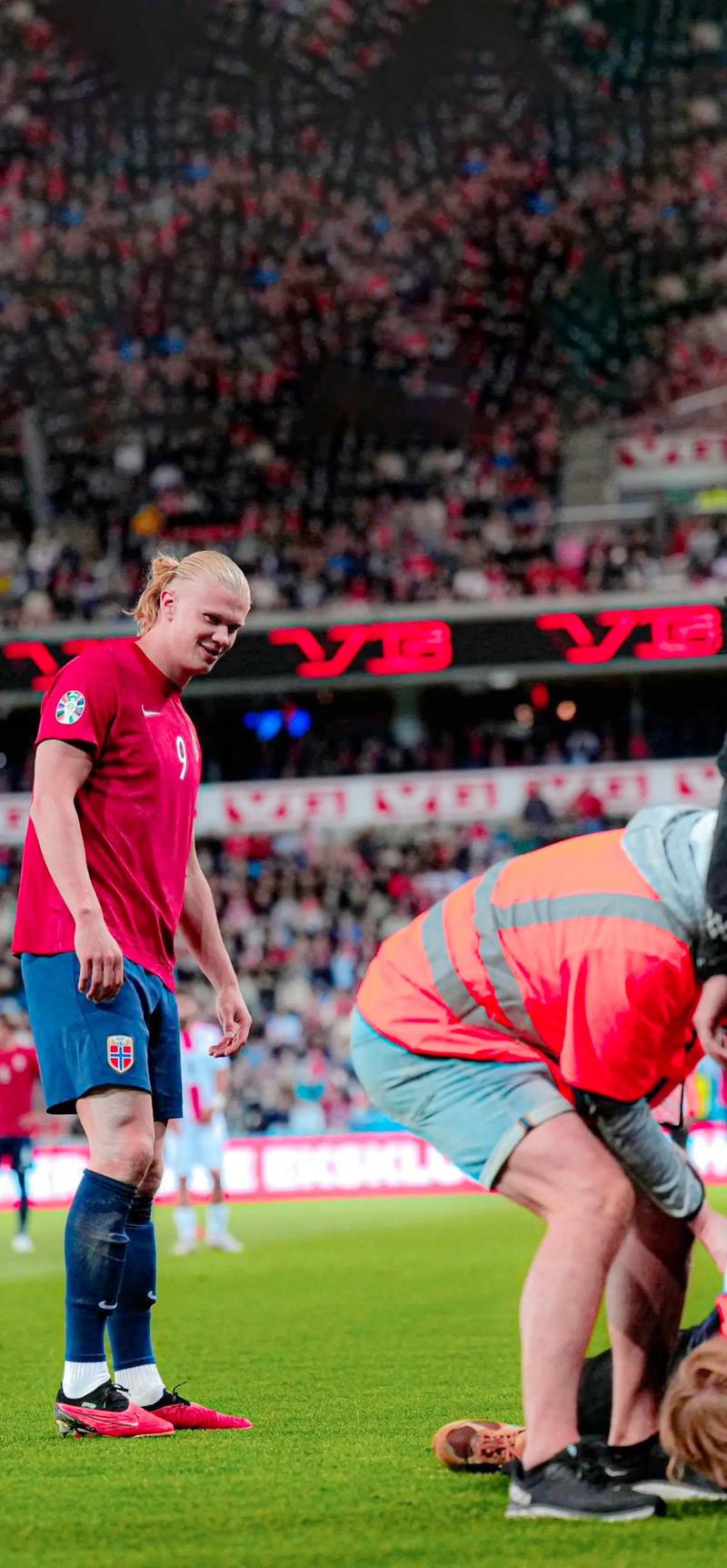 格里马尔多：穆帅说我是超级球员？被最伟大教练之一夸很荣幸（格里马尔多：被穆帅称为超级球员，获伟大名帅认可倍感荣幸）