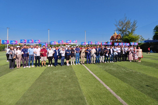 柔佛主帅：球员们在与申花的比赛中表现非常出色，我非常满意（柔佛主帅盛赞球员对阵申花的表现：非常满意）