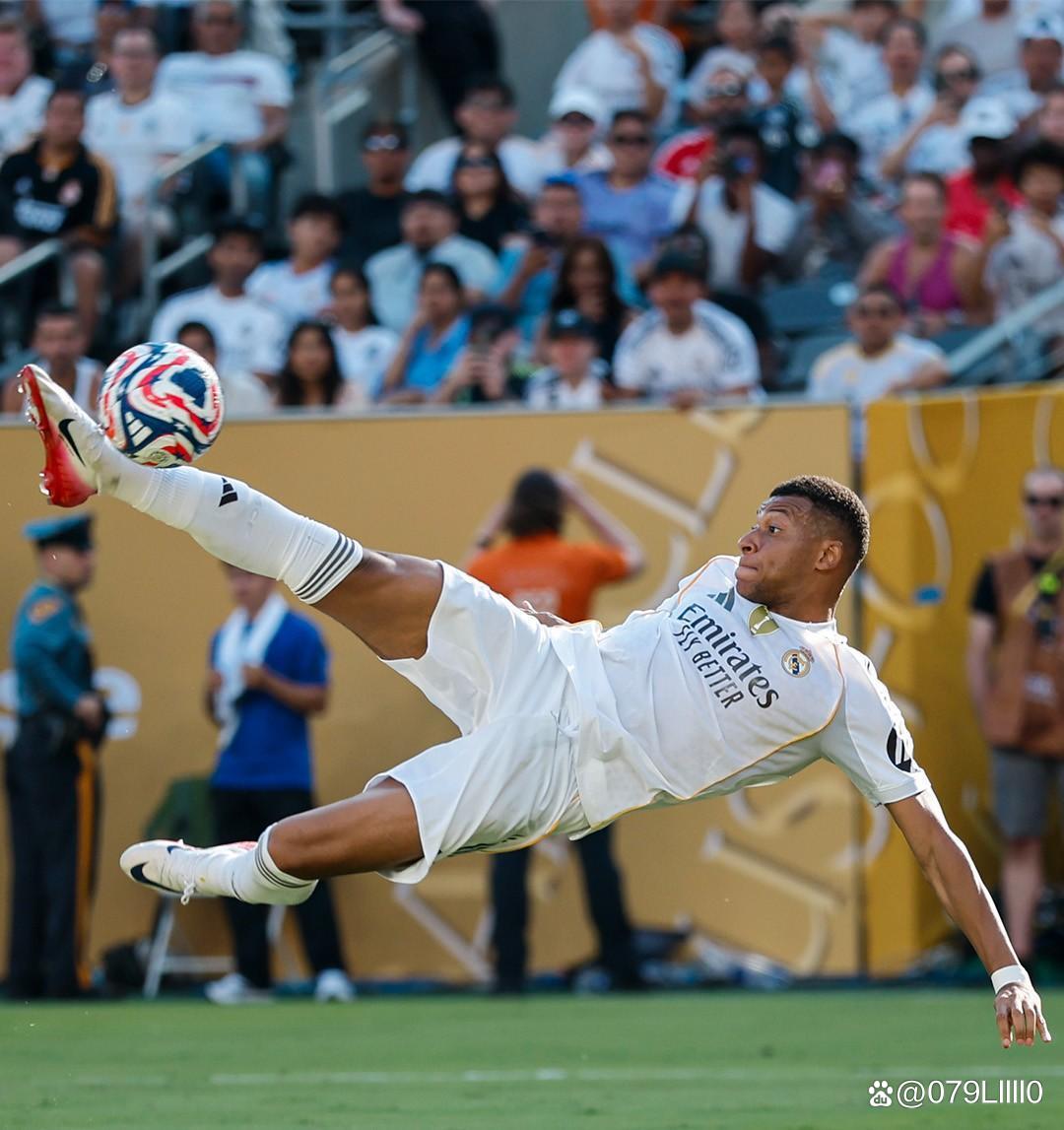 Sacha：巴黎没和布阿迪接触也没达成协议，里尔要价1亿（Sacha：巴黎既未与布阿迪接触也未达成协议，里尔要价1亿）