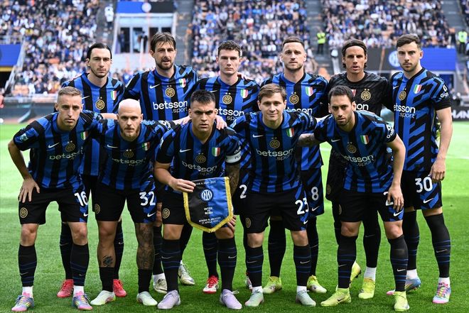 朱利亚诺谈单场最佳：这是我第一个奖杯，被认可让我特别高兴（朱利亚诺谈当选全场最佳：首座奖杯到手，获认可令我格外开心）