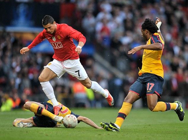 赫拉芬贝赫：我父亲总说我应该多射门；很高兴明天能见到TAA（赫拉芬贝赫：父亲常让我多射门，期待明日与TAA相见）